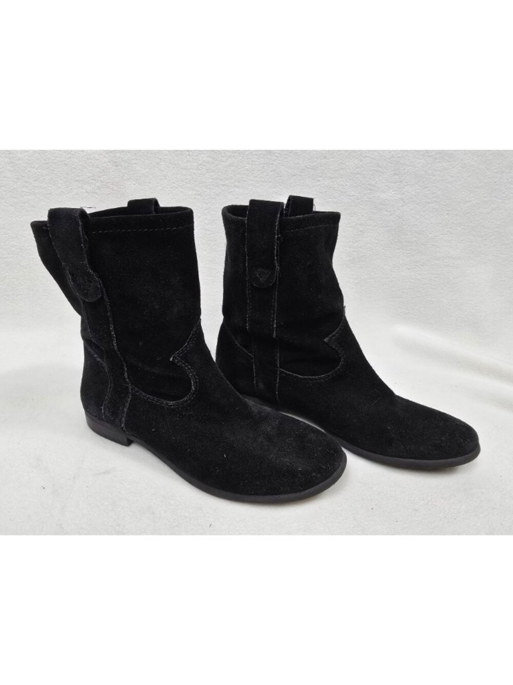 Vince Camuto Size 7.5 Boho Cowgirl Black Suede Ankle Boots - Picture 2 of 5